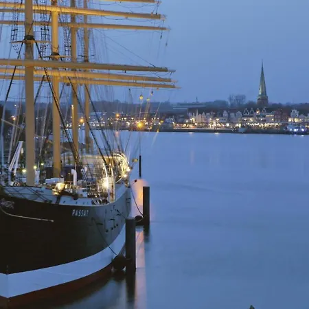 Daire Promenadenvilla Lübeck