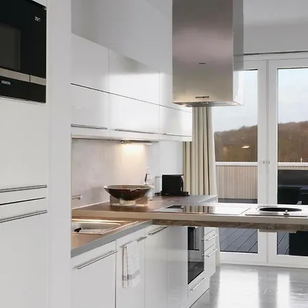 Апартаменты Priwallpromenade 1, Whg 5 *